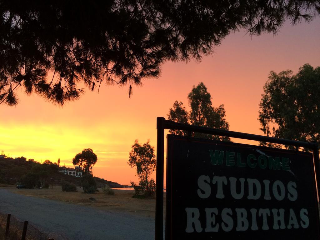 Studios Resbithas Gythio Ngoại thất bức ảnh